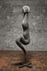 Sen hada / 1968 / cement, ocel / 198 cm / foto: David Stecker